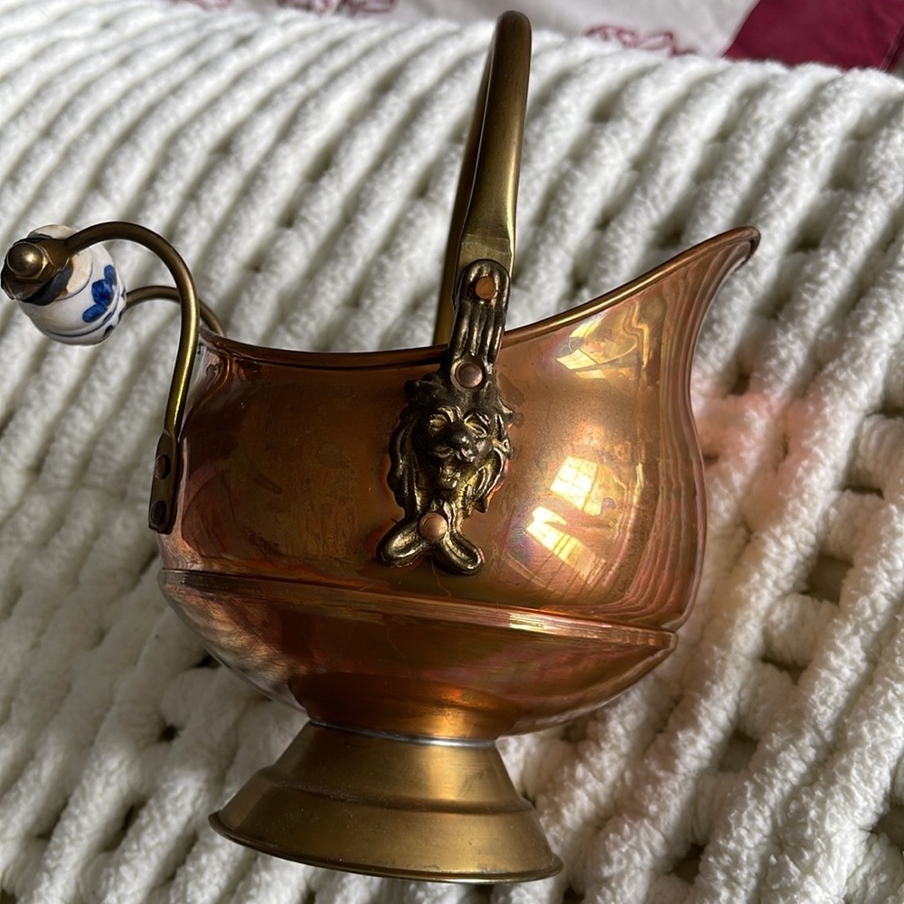 Vintage Copper and Brass Coal Scuttle, Delft porcelain handle. 8x7 approx. EUC